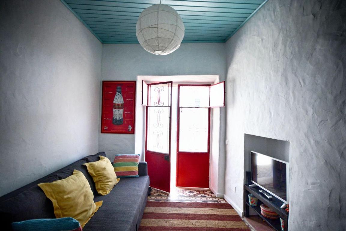 Traditional House In Historical Center Of Фаро Екстериор снимка